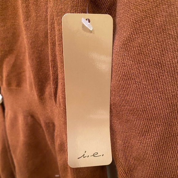 i.e. Brown Cardigan w/ Waist Accents - Picture 4 of 5